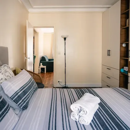 The Chaming Bastille Apartment Paris